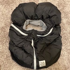 7 A.M. Enfant Cocoon Infant Car Seat Cover